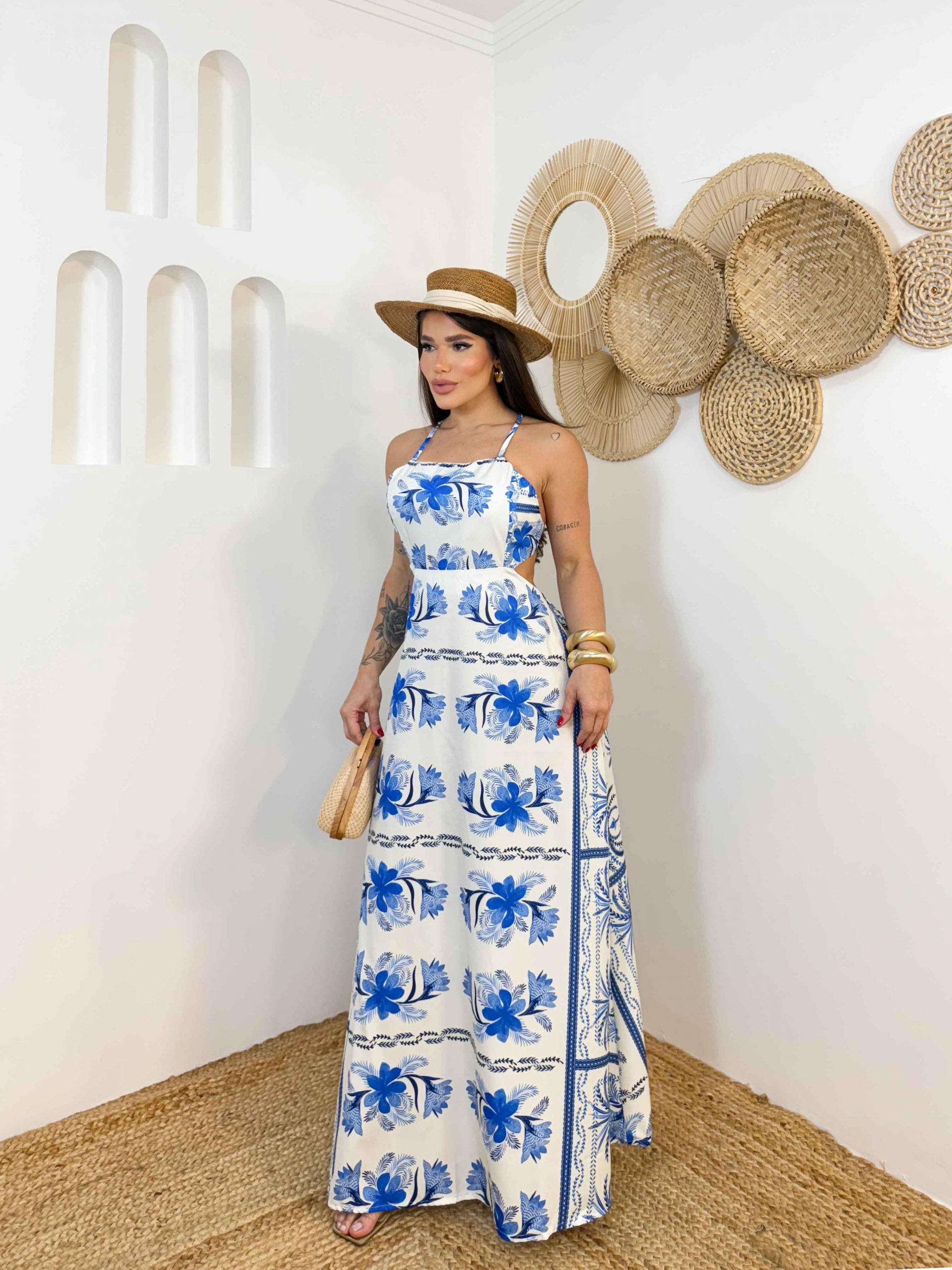 Vestido cruzado nas costas Floresta Azul