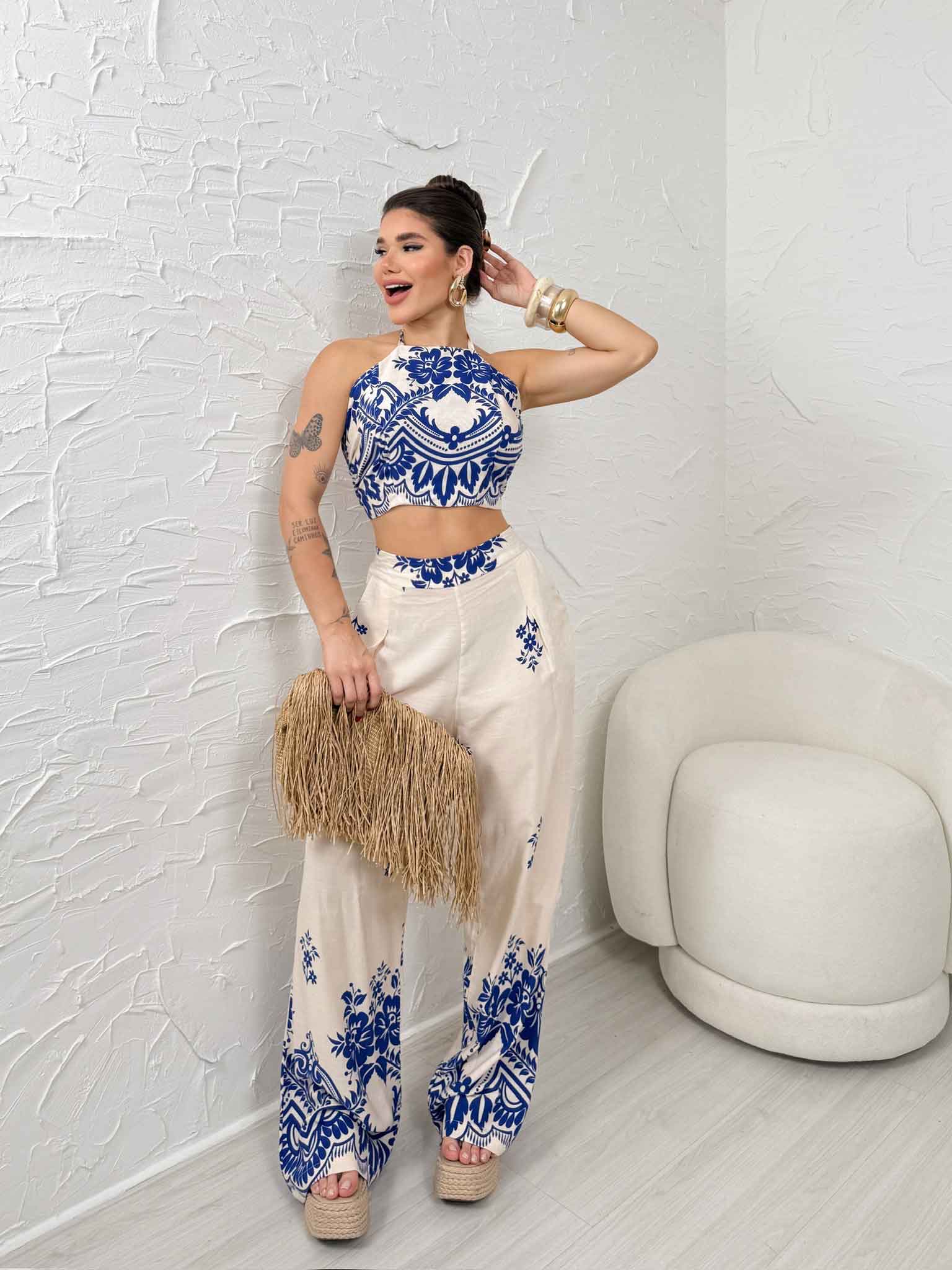 Cropped de amarrar nas costas Aris (Veste do 34 ao 48)