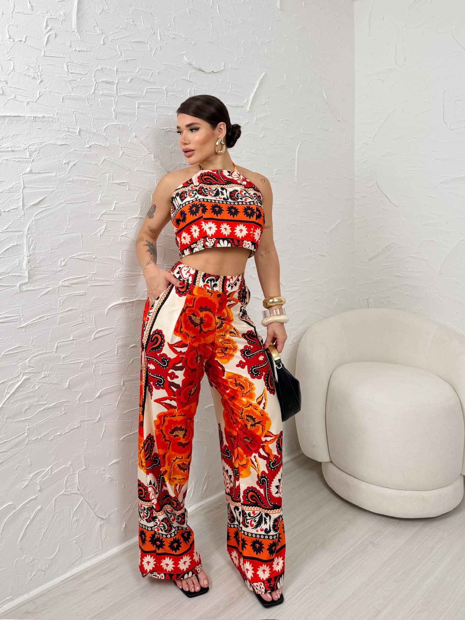 Calça pantalona com elástico na cintura Horizonte